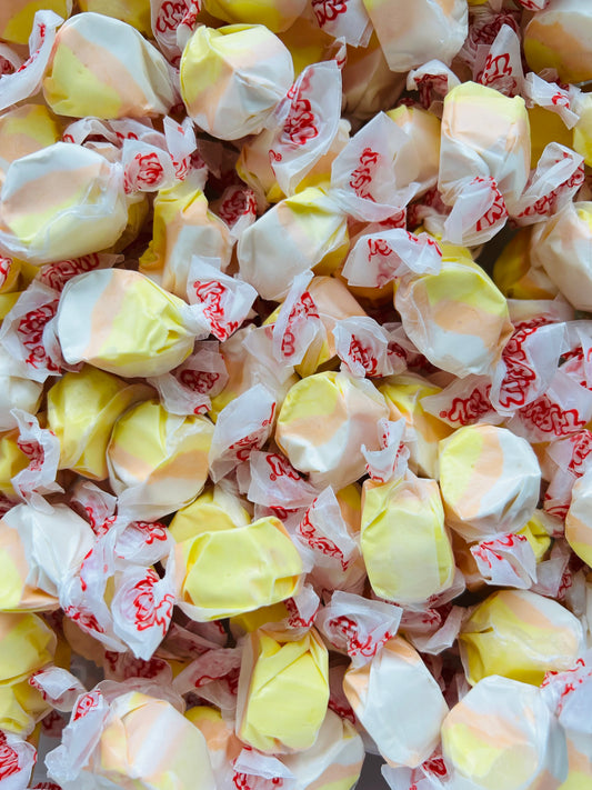 Salt Water Taffy Candy Corn (USA)