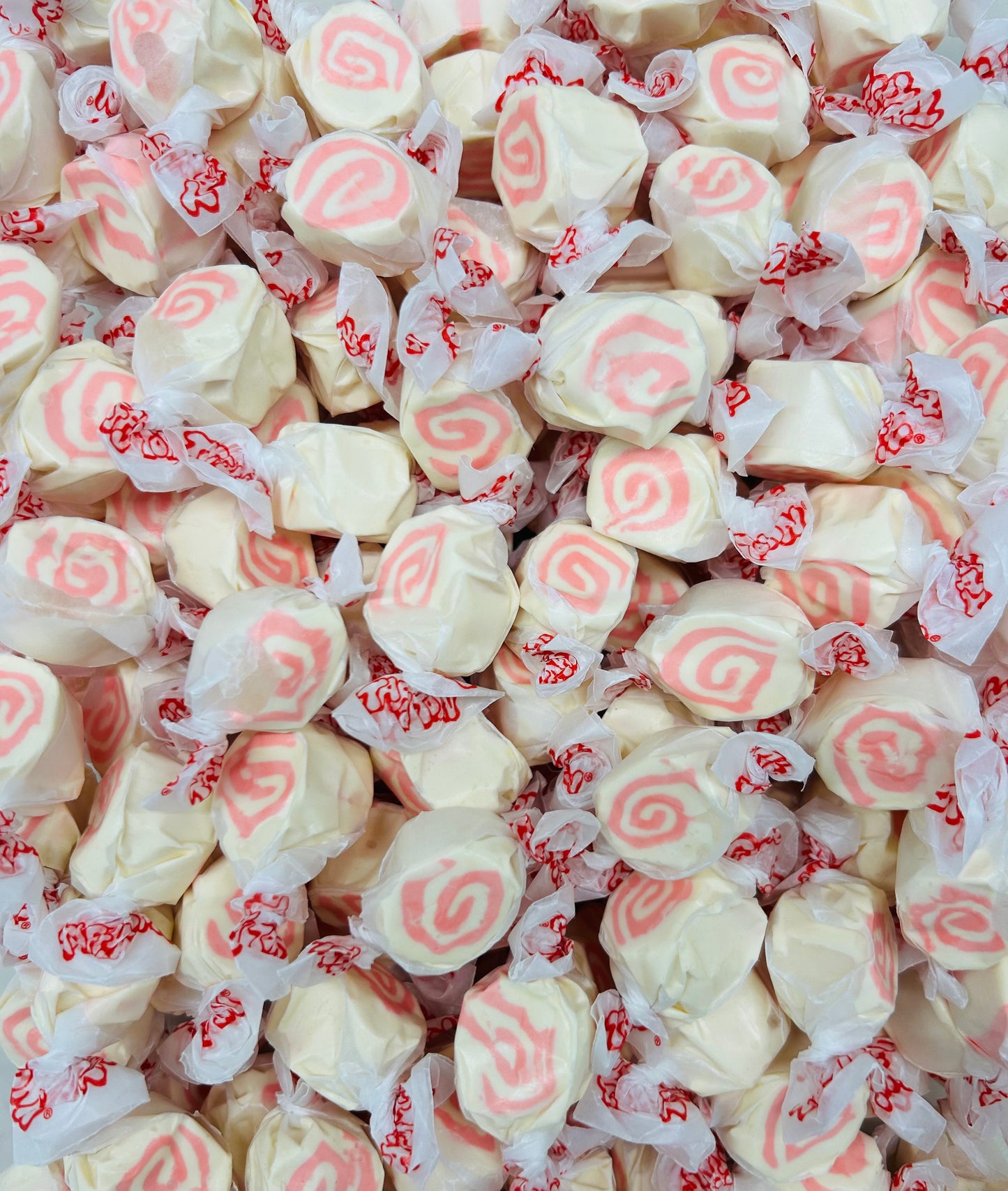 Salt Water Taffy Strawberry Cheesecake (USA)